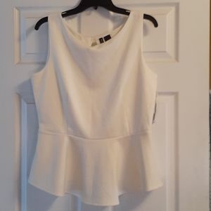 Sleeveless blouse